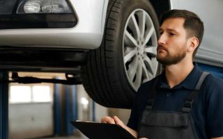 Периодический обзор автомобиля по шагам глазами механика