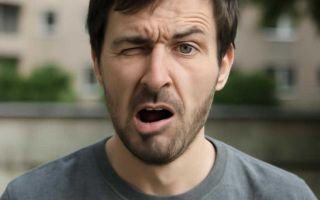 Почему машина дергается при первом трогании после ночи