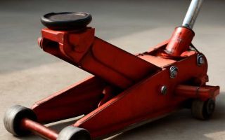 Как выбрать домкрат под массу и клиренс автомобиля