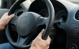 Почему появляется скрип в рулевой колонке при повороте
