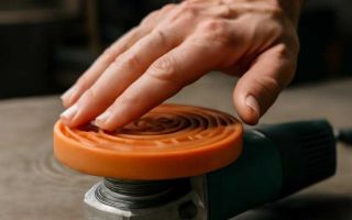 Почему кузов дрожит при включении обогрева лобового стекла