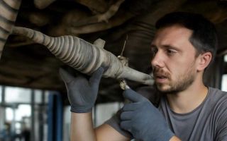 Проверка состояния рулевой рейки без снятия узла