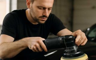 Как я полирую кузов и закрываю его воском