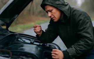 Почему бензиновый двигатель плохо запускается в сырую погоду