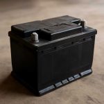 Можно ли заряжать аккумулятор на машине без снятия клемм