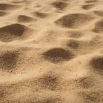 Как выбраться из песка без лишнего риска для машины