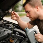 Почему мотор уходит в расход масла без дыма и пятен