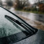 Щетки стеклоочистителя для дождливого межсезонья без ошибок при выборе