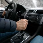 Почему зимой автомат переключает передачи с толчками