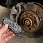 Почему тормозные колодки изнашиваются быстрее в дождливую погоду